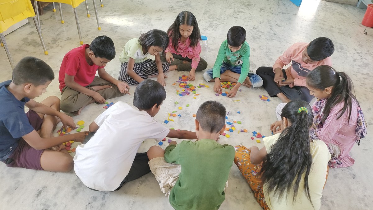 Teacher-guided foundational literacy activity